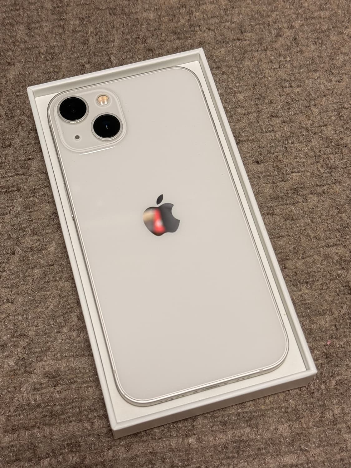 아이폰13 상품이미지2