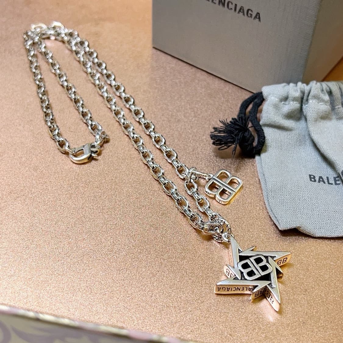 발렌시아가 목걸이 상품이미지6