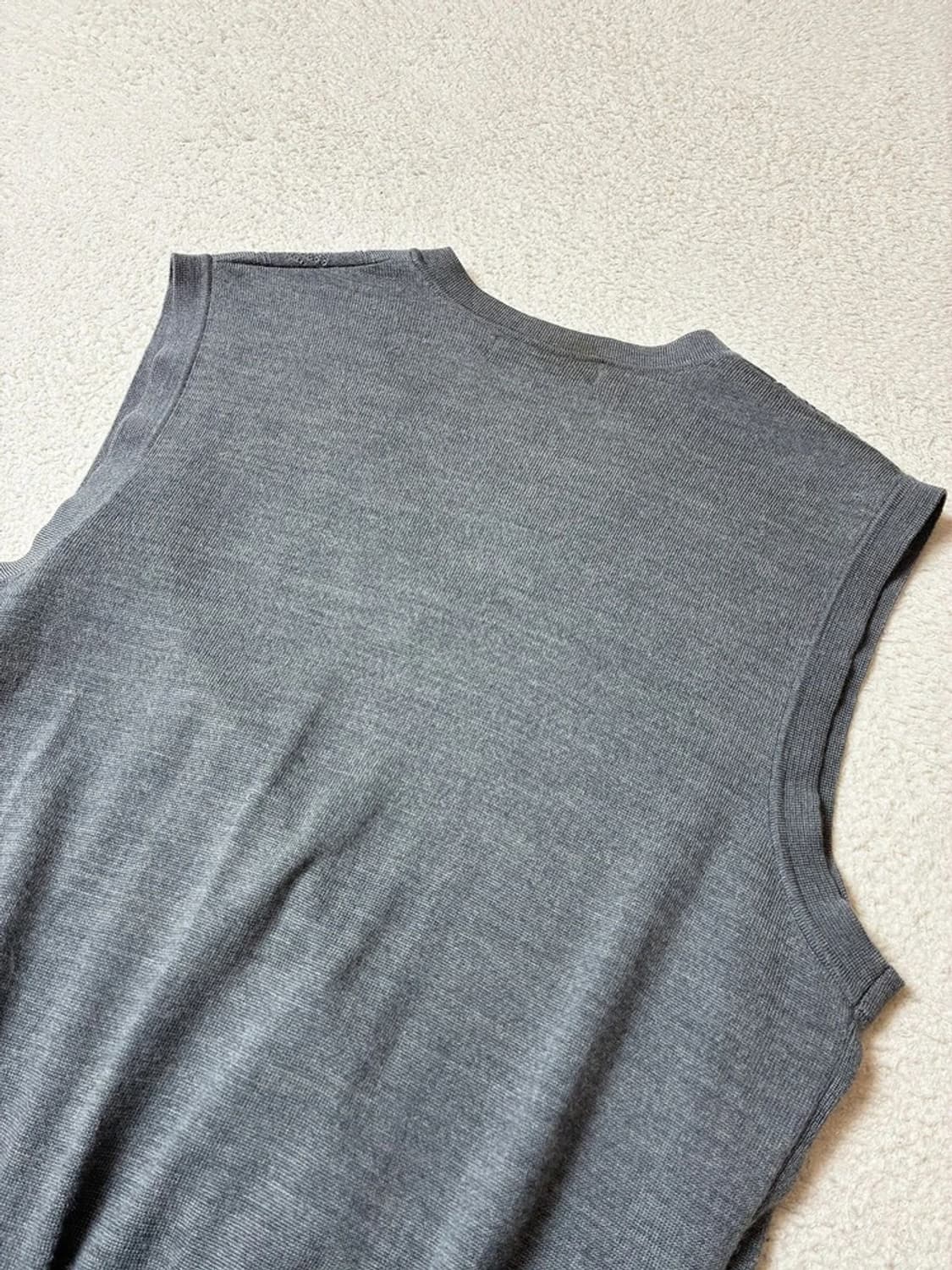 입생로랑 00's Y2K 니트 베스트 PN7868 상품이미지5