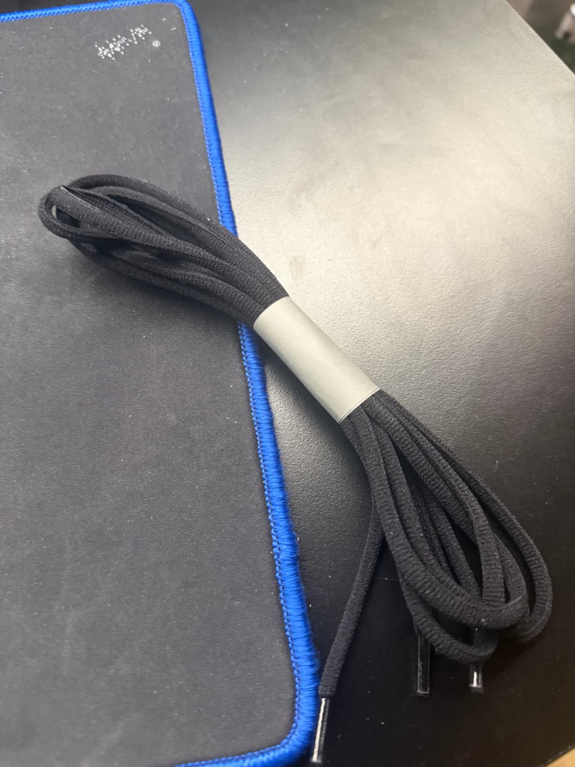 발렌시아가 디펜더 여분 끈 새상품 상품이미지1