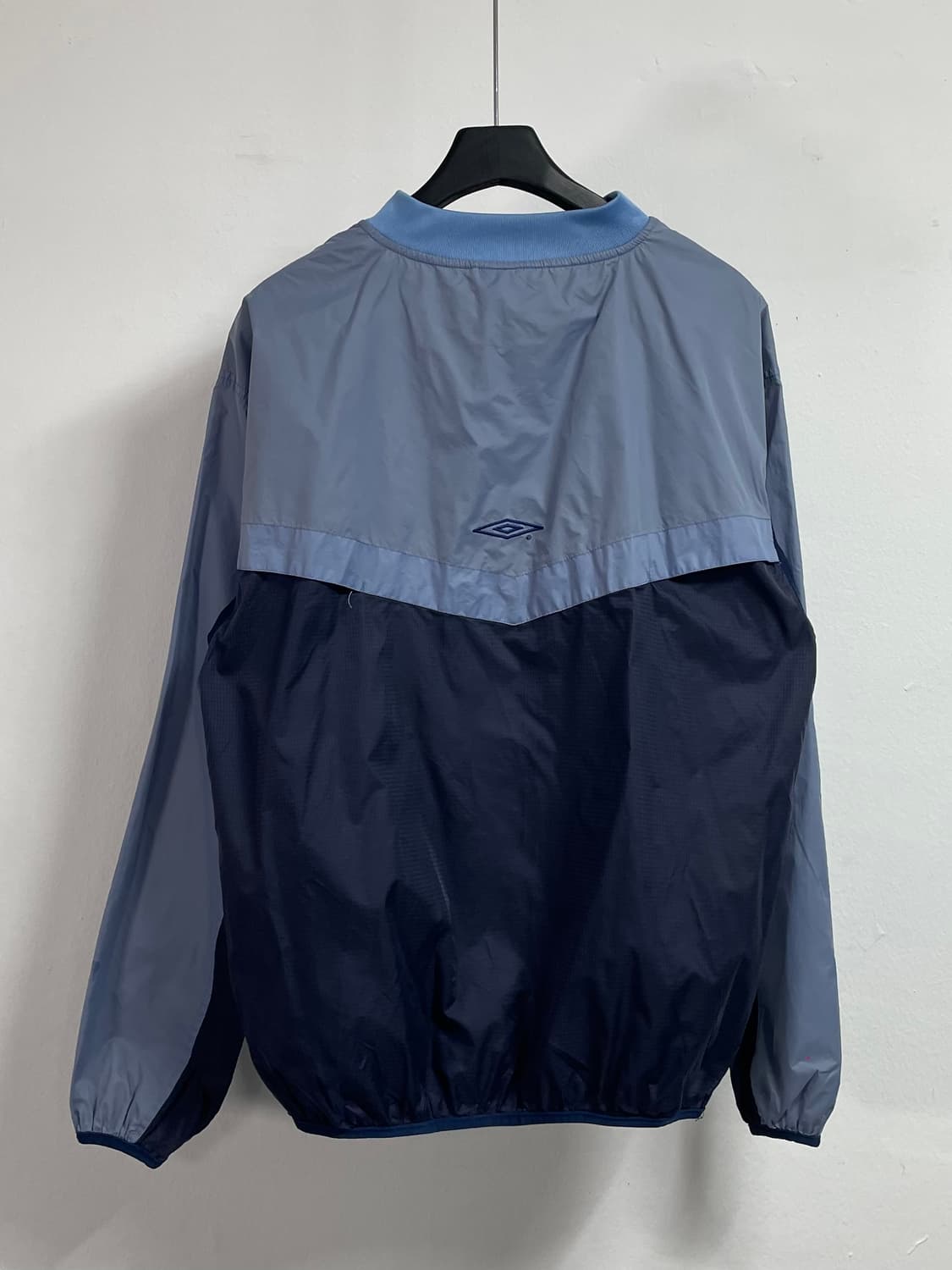 엄브로 잉글랜드 축구 윈드브레이커 웜업 (on.206) 상품이미지3