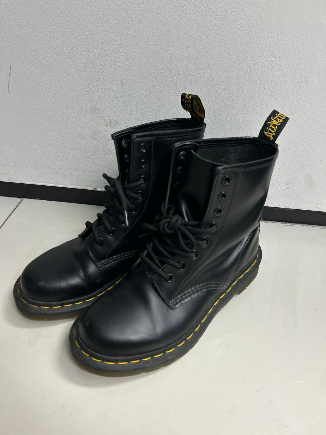 닥터마틴 uk4 230 8홀 상품이미지2