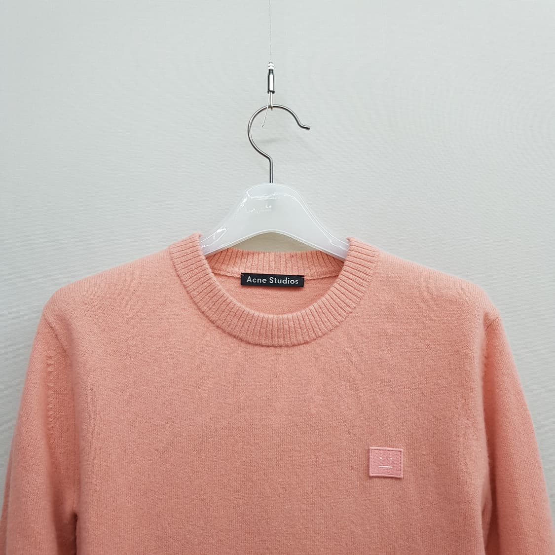 아크네 스튜디오 로고디테일 울 니트  xxs사이즈 상품이미지2