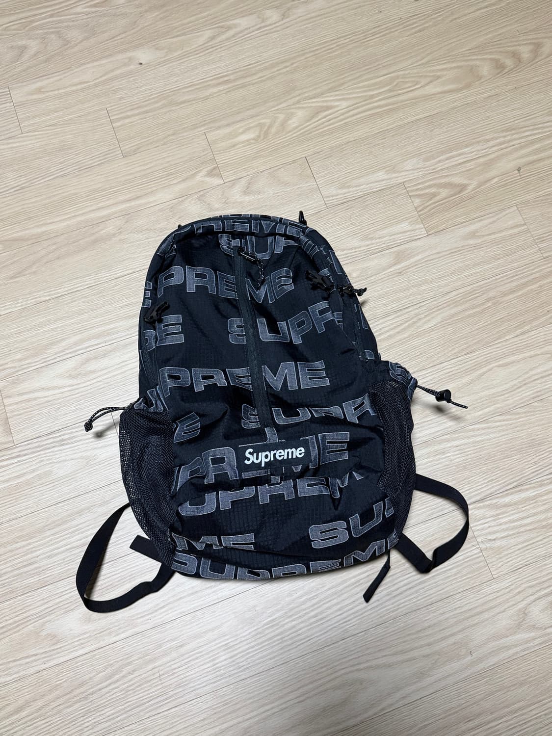 슈프림백팩 상품이미지1