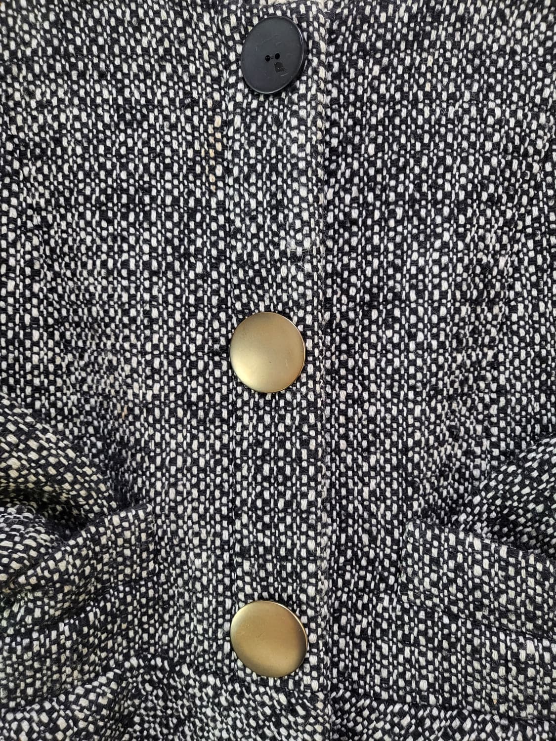 오즈세컨 오버사이즈 핏의 트위드 버튼자켓 free 상품이미지2