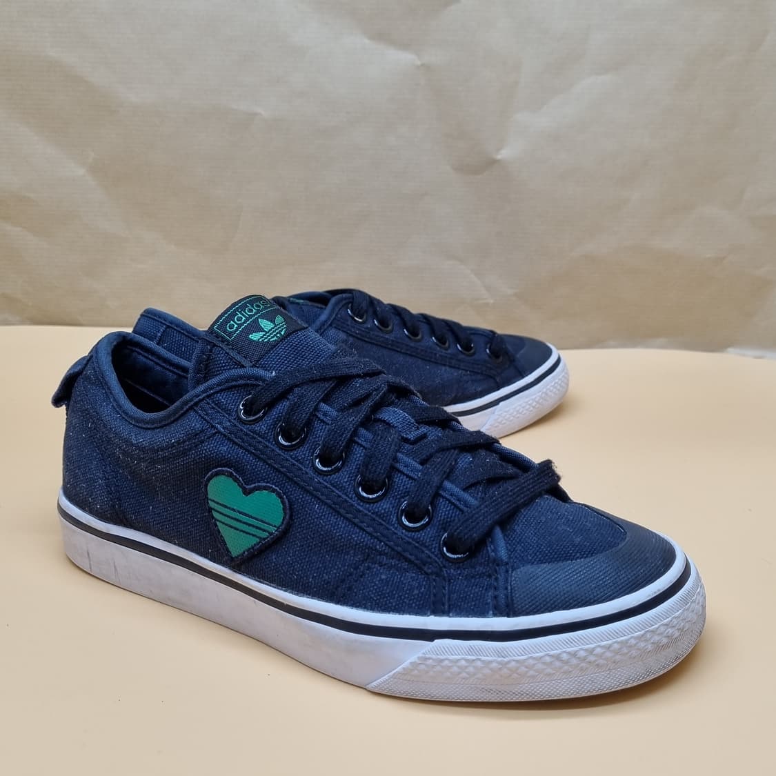 아디다스 니짜 블랙하트 여성스니커즈240  상품이미지1