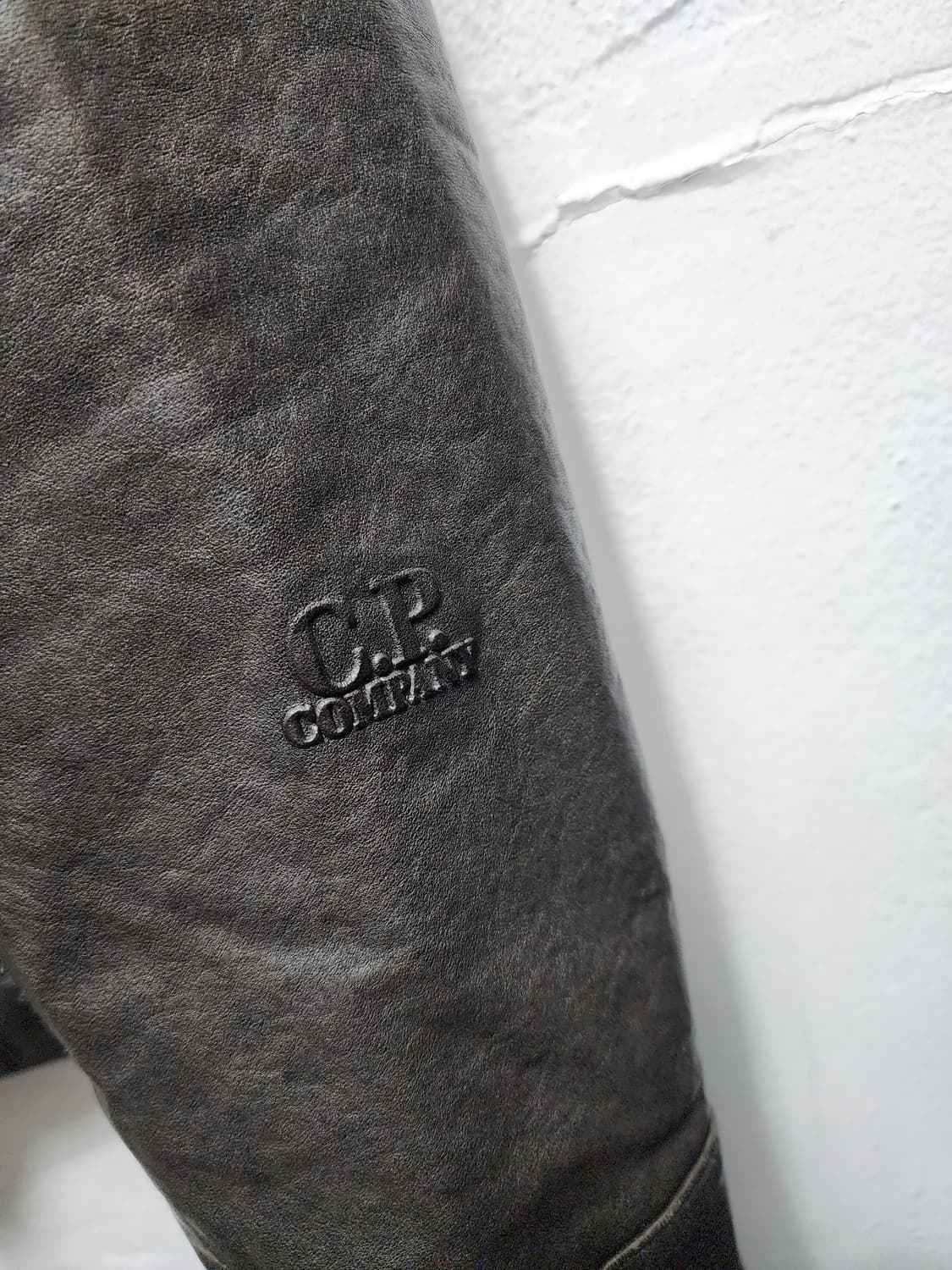 CP컴퍼니 손목로고 램스킨 레더 싱글 자켓 상품이미지3