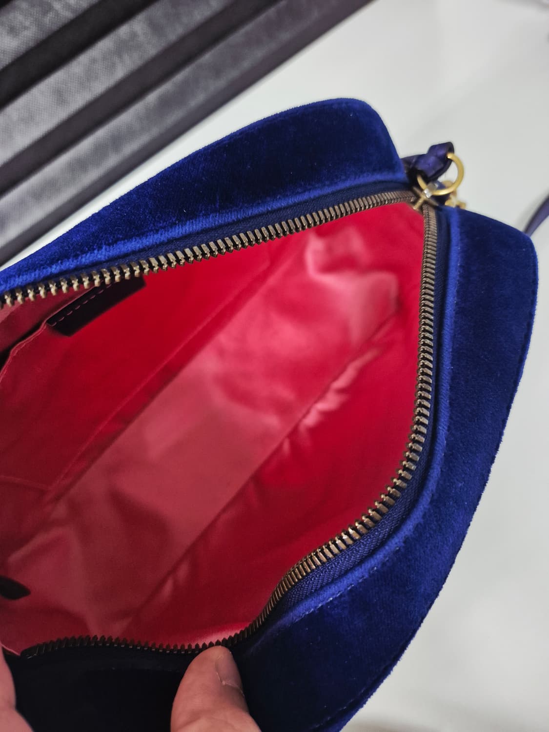 (상태 최상급)구찌GG 마틀라세 벨벳 카메라백 스몰 상품이미지9