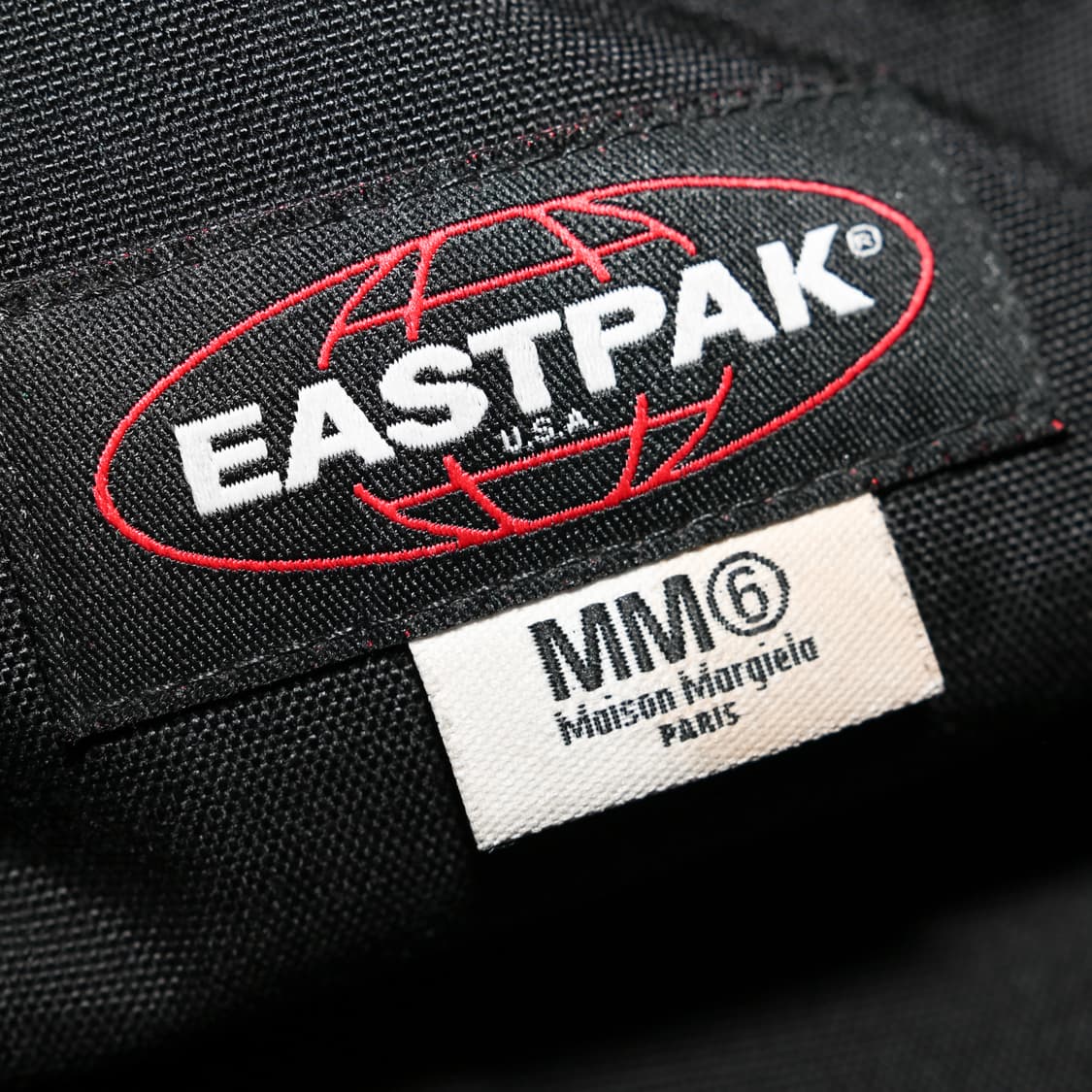 이스트팩Xmm6 토트백 상품이미지3