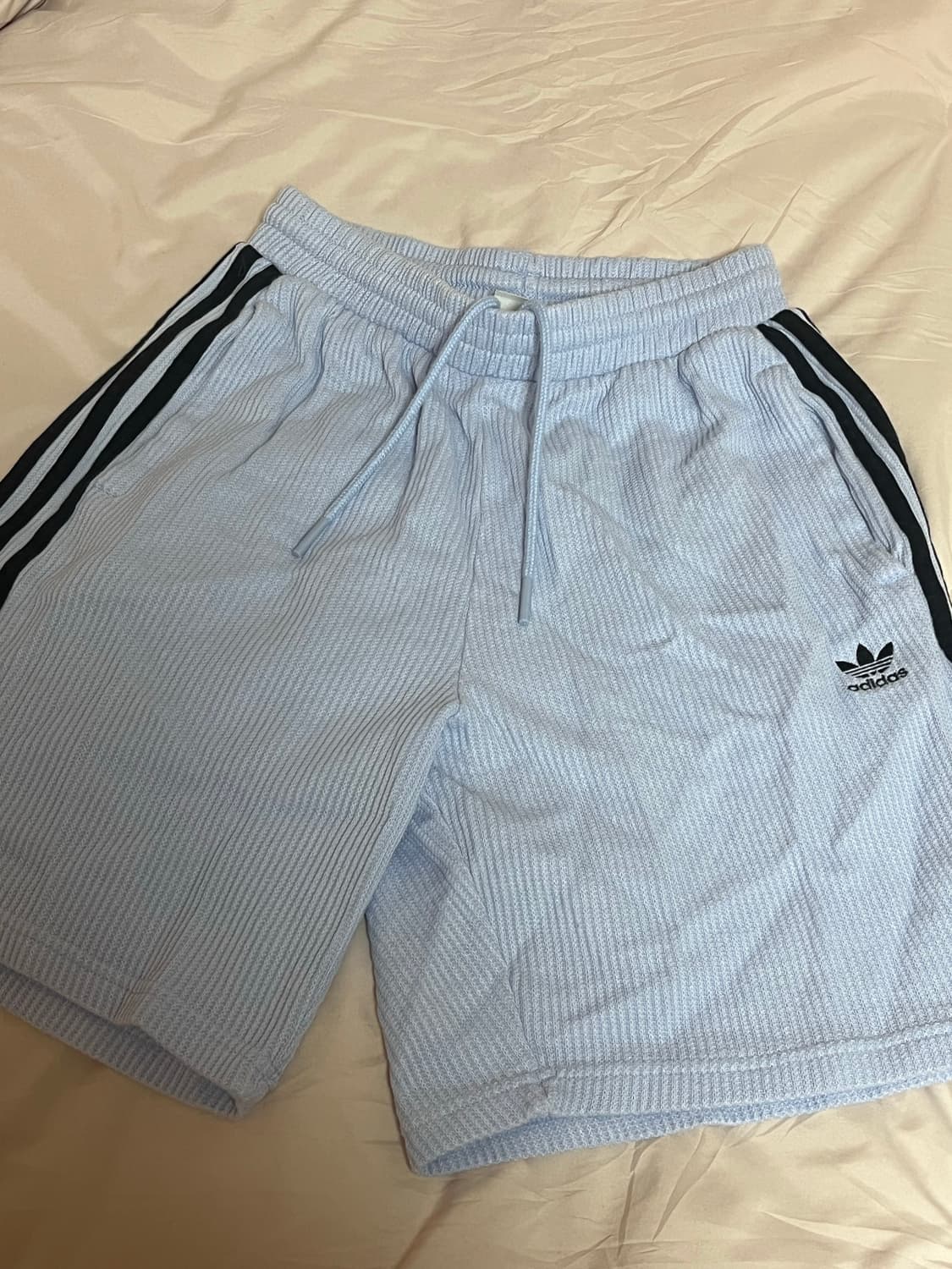 아디다스 하늘 + 검정 와플 버뮤다 팬츠 바지 xs 상품이미지2