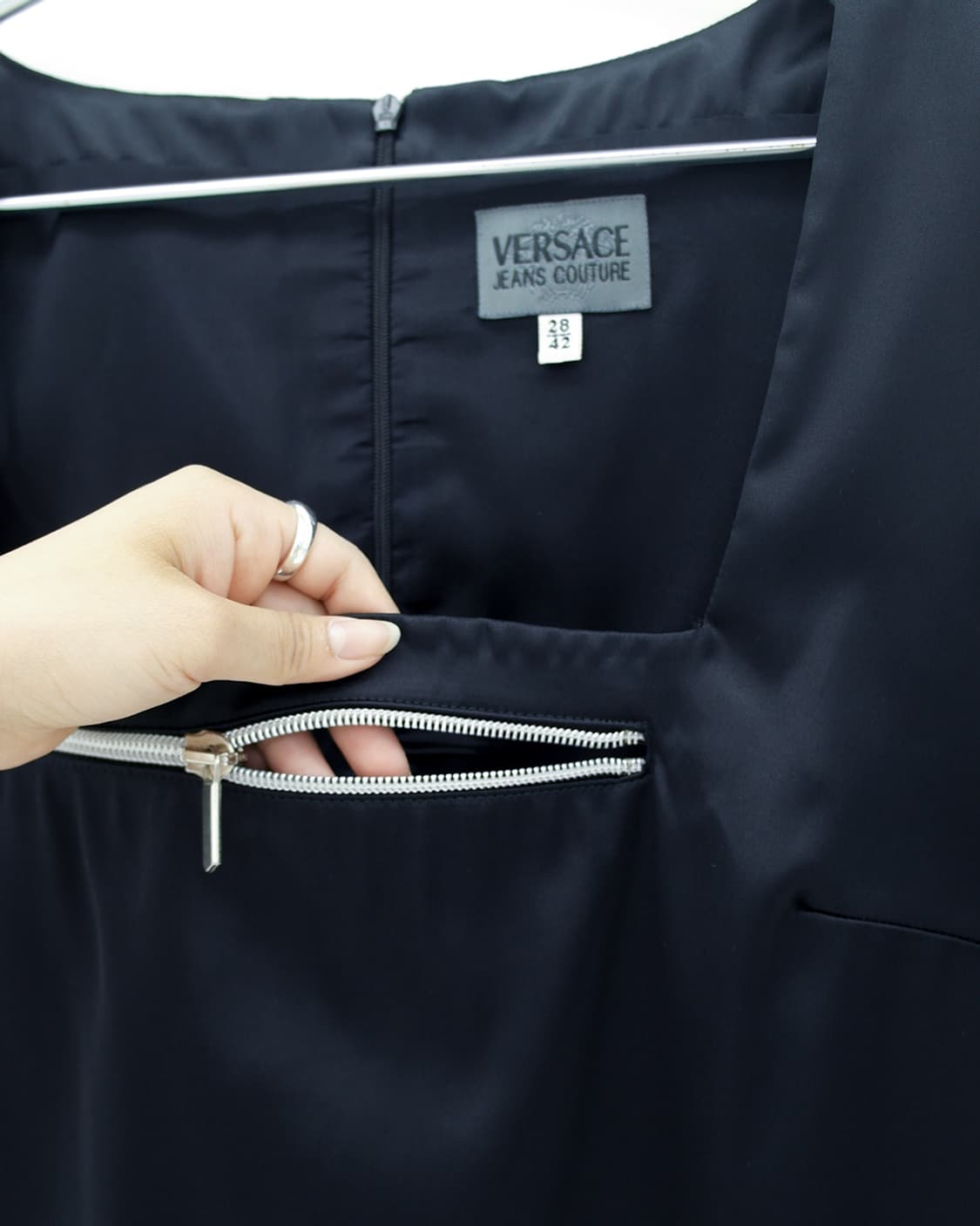 VERSACE zipper half dress 후루츠패밀리