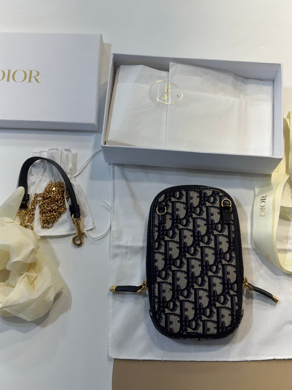 디올 몽테인 30 휴대폰 홀더 상품이미지3