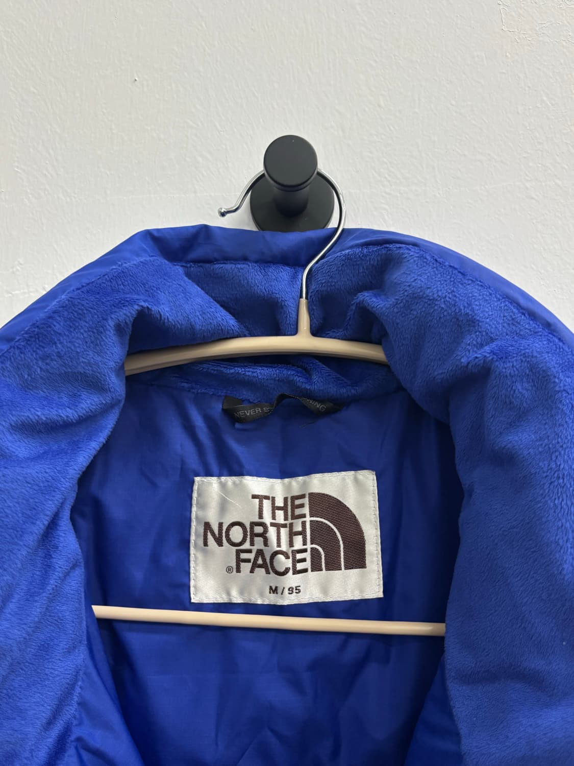 THE NORTH FACE 노스페이스 클래식 퍼필 다운 패딩 상품이미지2