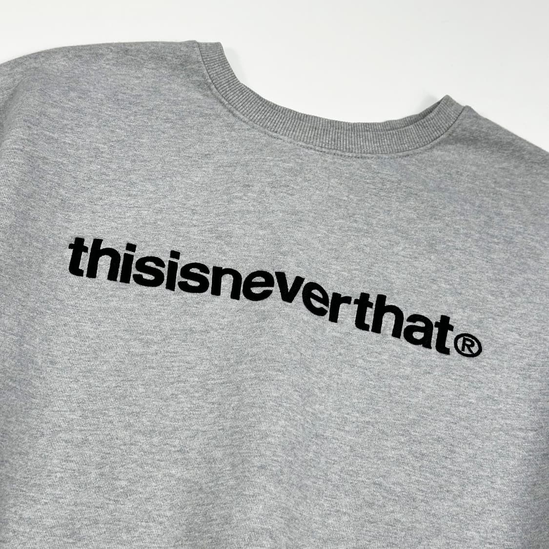 디스이즈네버댓 이니셜 자수 그레이 맨투맨 (L) 상품이미지3