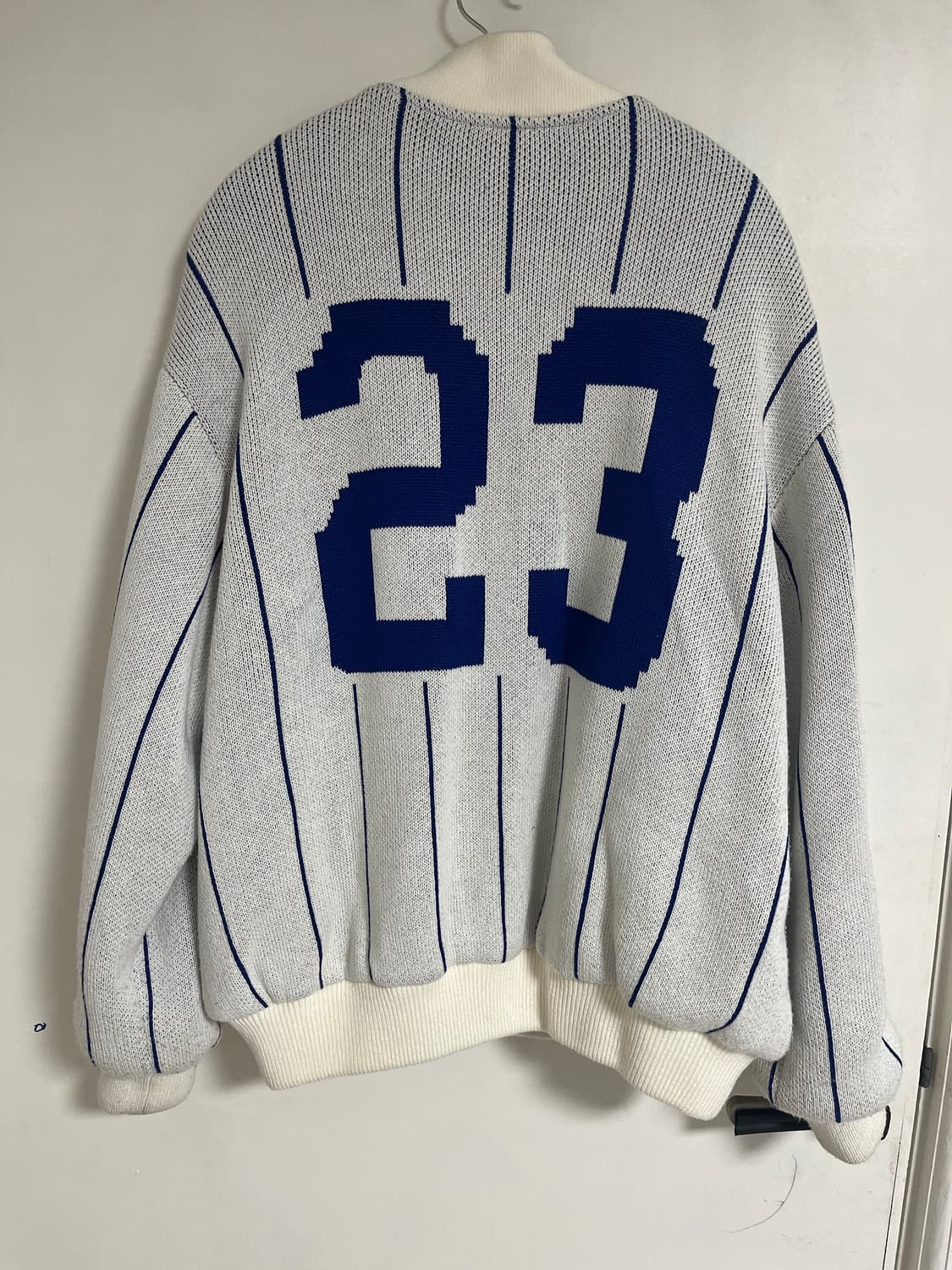 슈프림 23ss 핀스트라이프 바시티 집업 상품이미지3