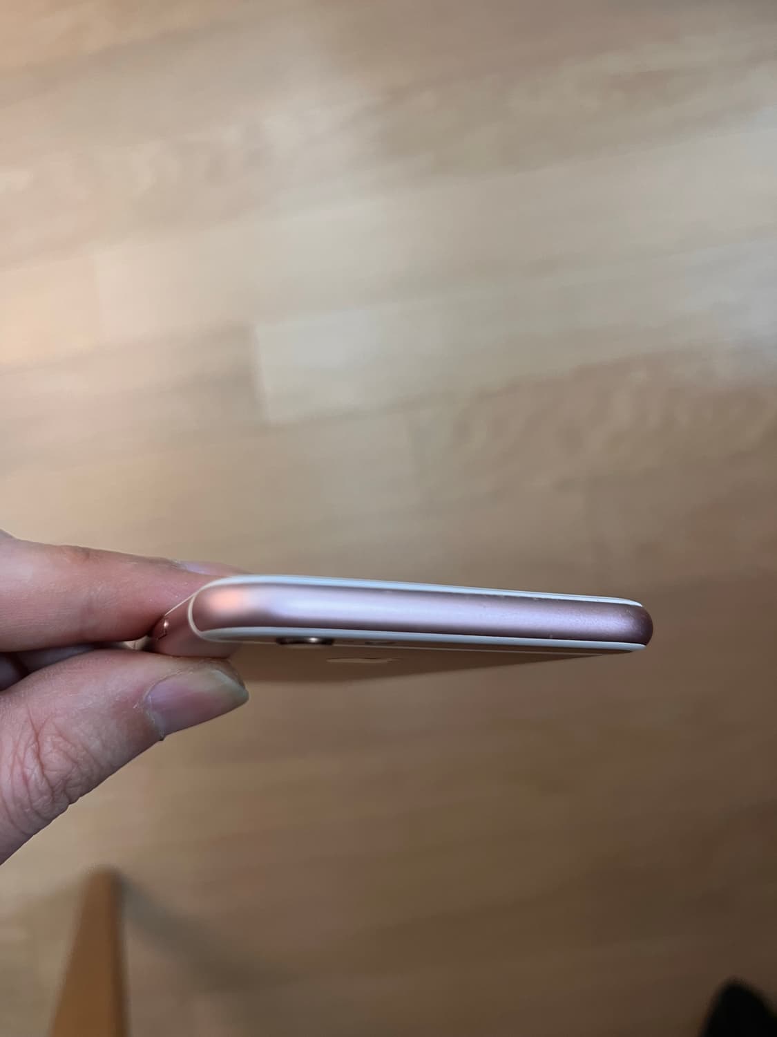 아이폰 6S 로즈골드 128GB 모델 상품이미지4