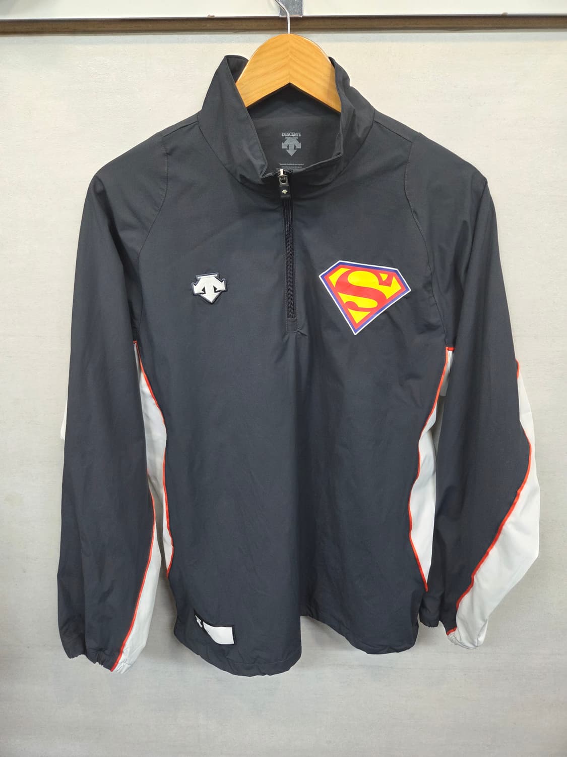 데상트 베이스볼 우븐 반집업 자켓 L 상품이미지1