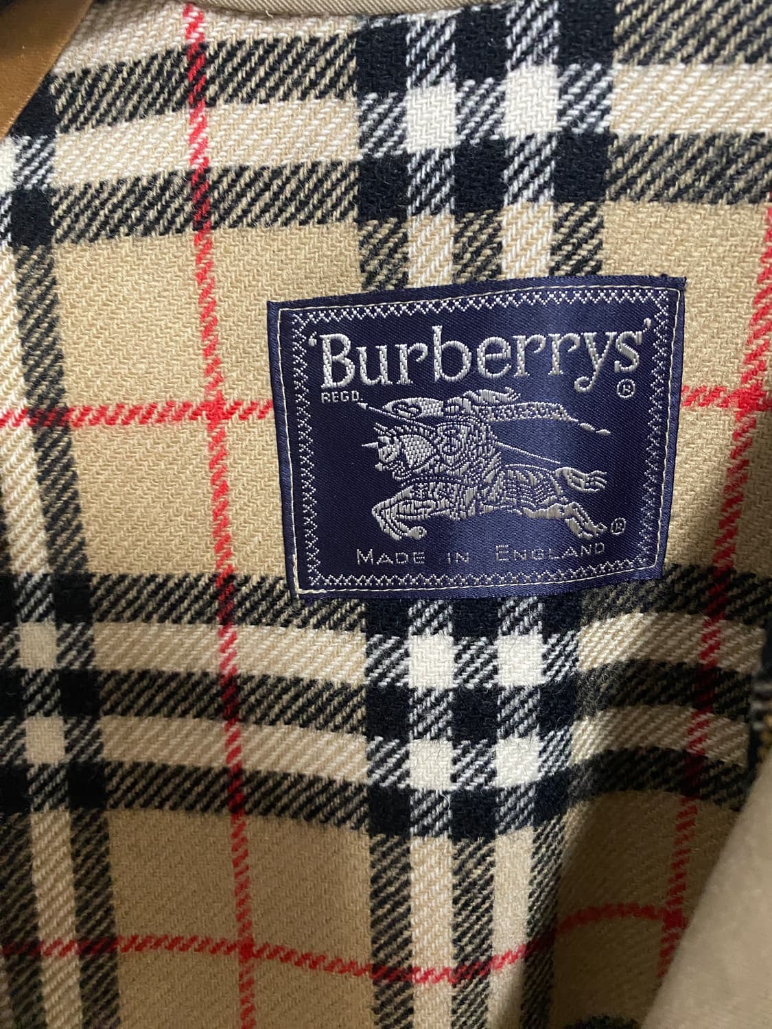 Burberry 노바체크 베이지 해링턴 자켓 상품이미지4