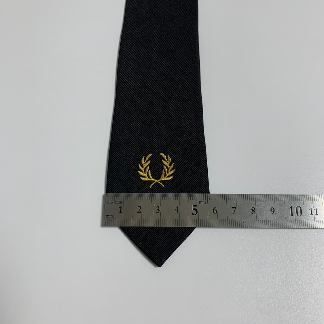 프레드페리(FRED PERRY) 블랙 내로우 슬림넥타이 명품 100실크 상품이미지9
