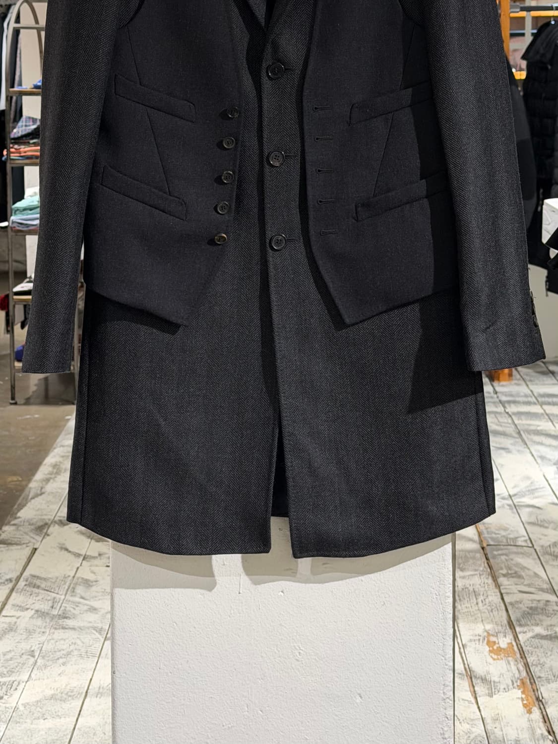 닐바렛 차콜 울 혼방 베스트 레이어드 블레이저 자켓 상품이미지5