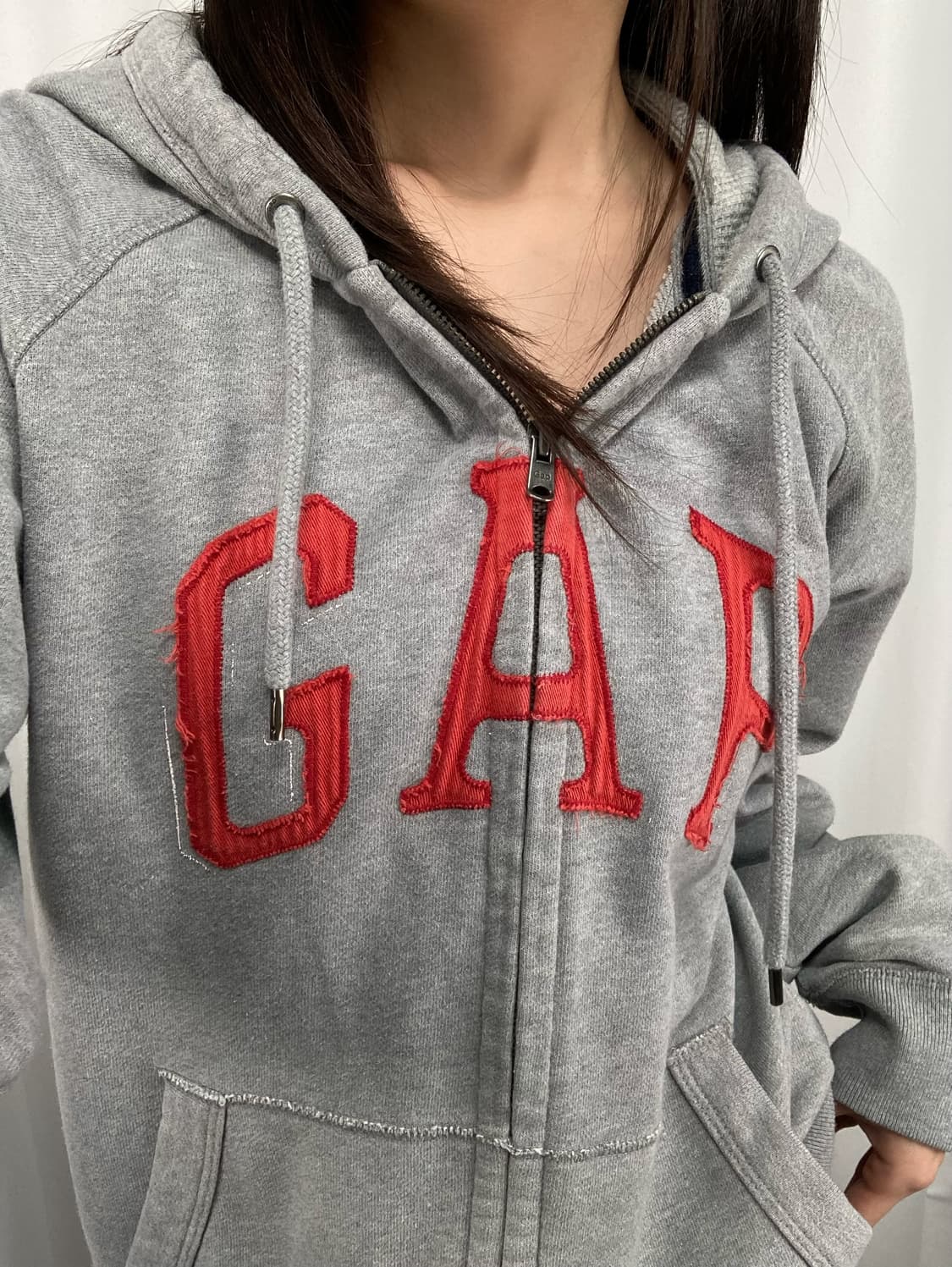 갭 레드 빅로고 그레이 후드집업 상품이미지1