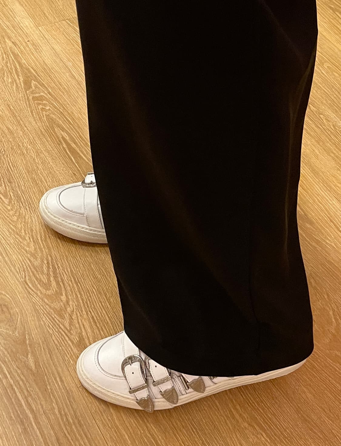 토가 풀라(Toga Pulla) 버클 스니커즈 화이트 37  상품이미지9