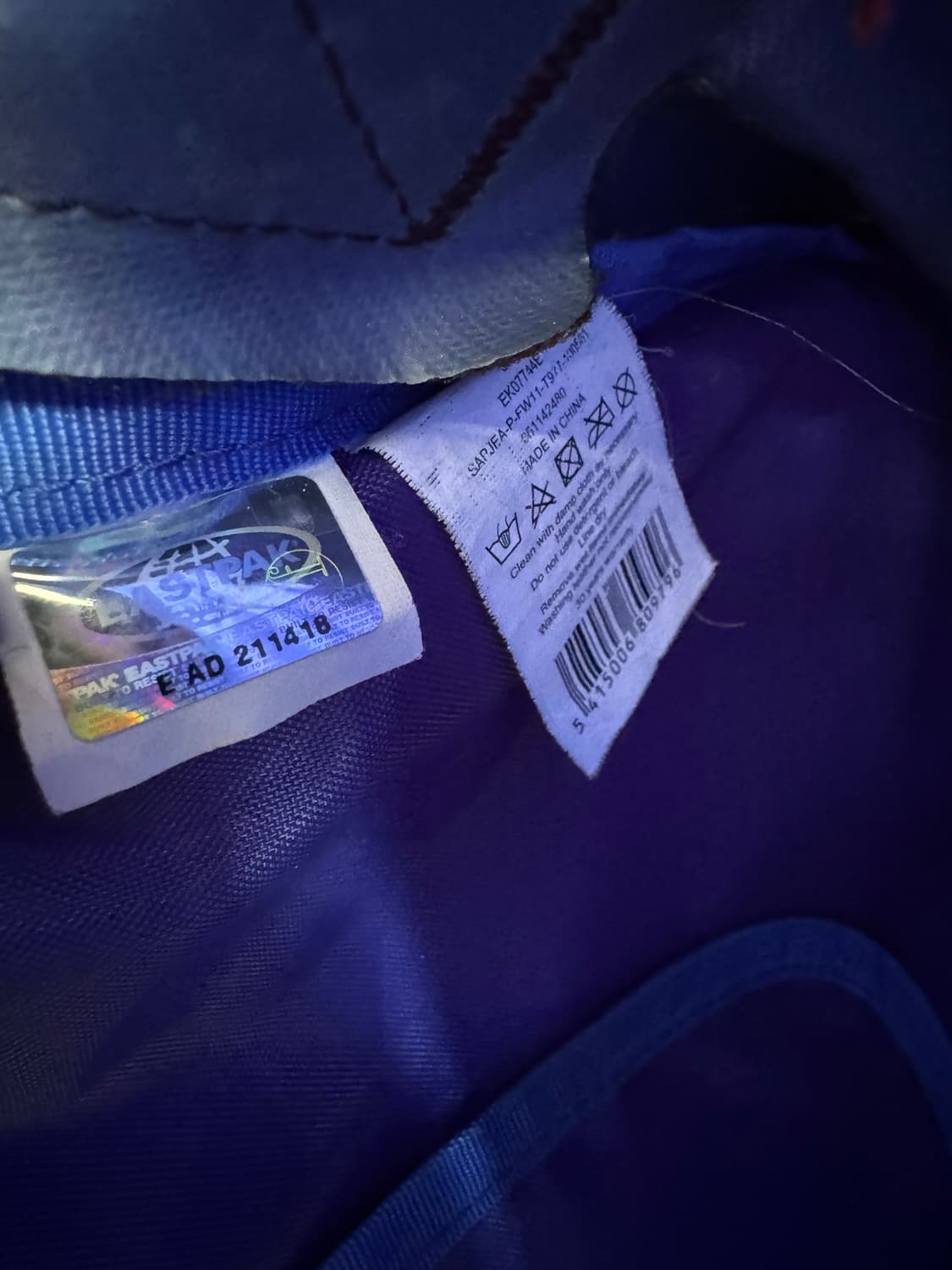 이스트팩 네온 체크 메신저백 크로스백  상품이미지6