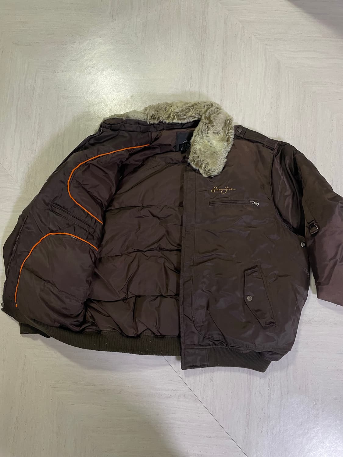 션존 B-3 털 봄버 자켓 상품이미지2