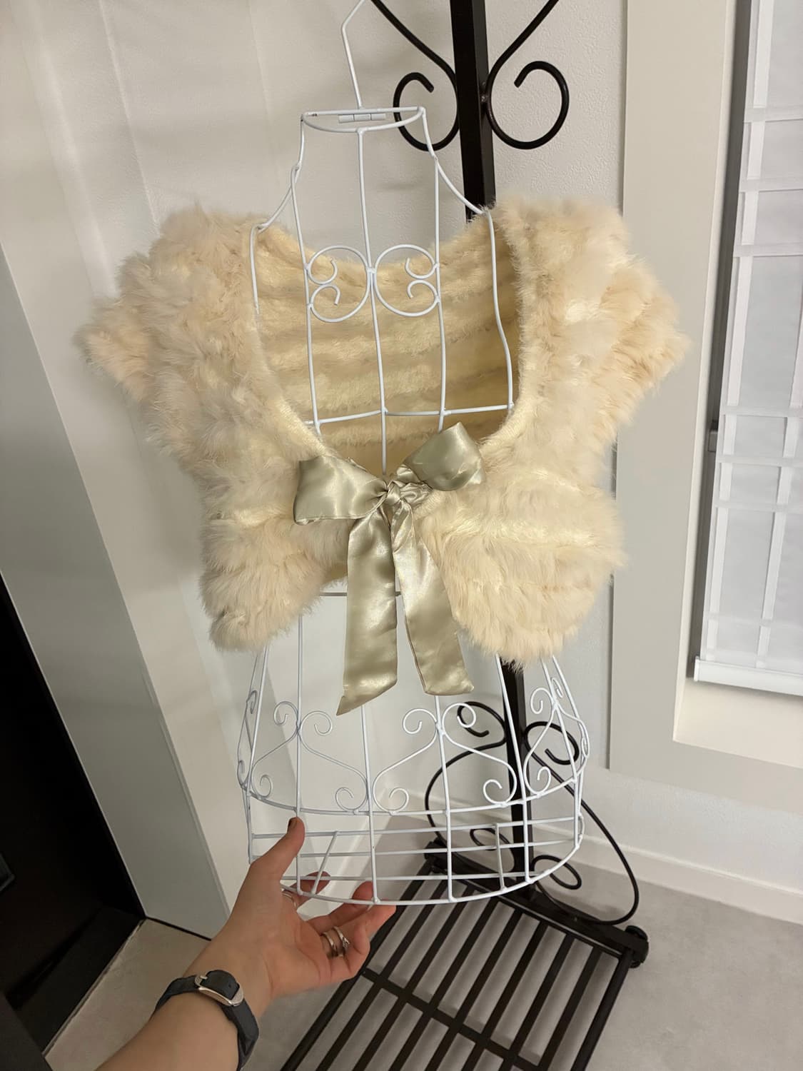 리본 리얼퍼 반팔 볼레로 상품이미지1