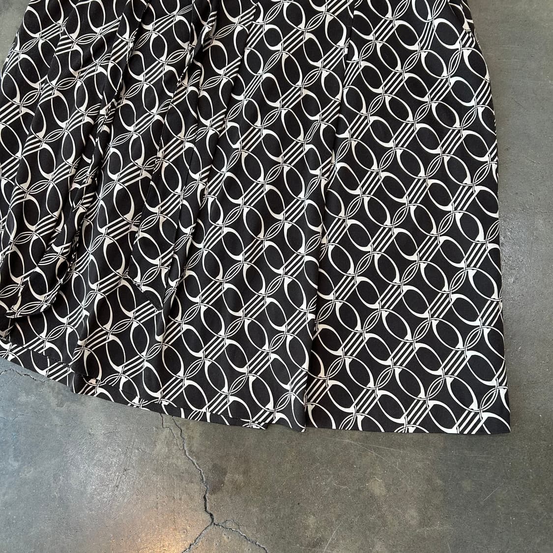 브라운 패턴 미디 스커트 상품이미지6