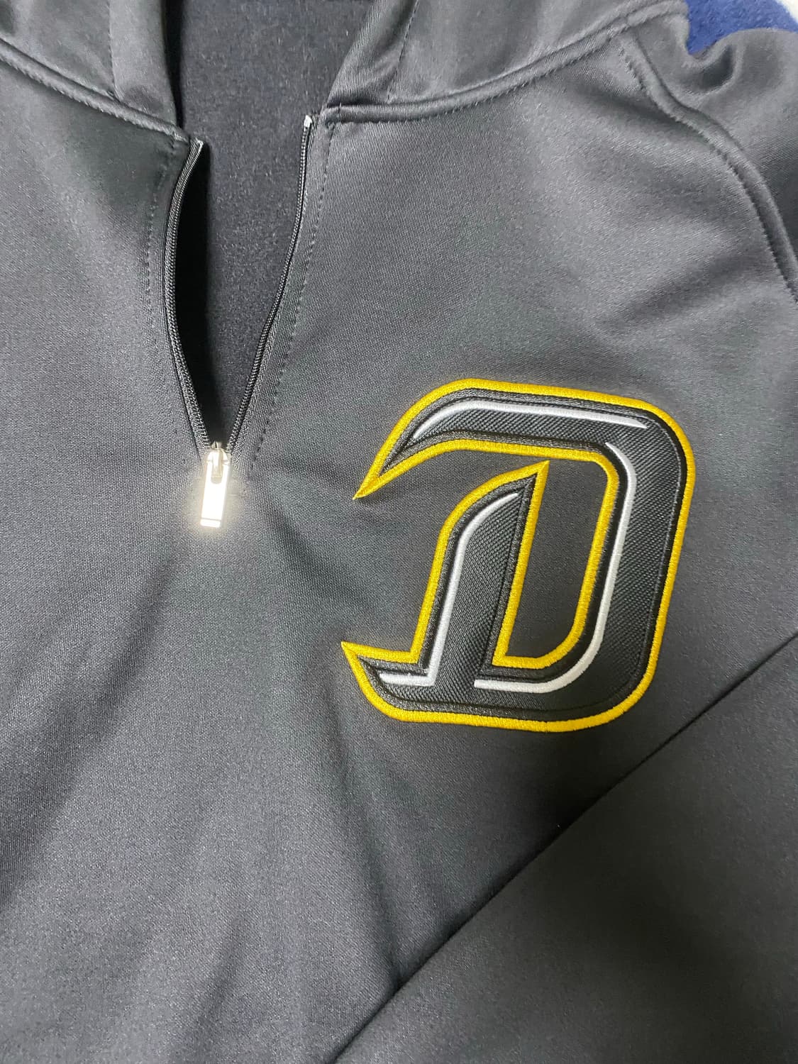 nc다이노스 선수용 후드집업 상품이미지2