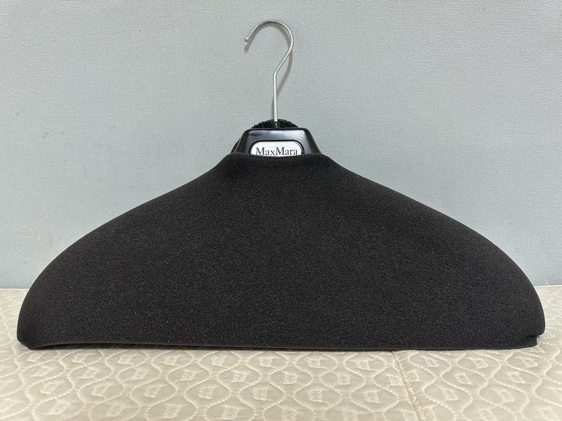 명품 막스마라 코트 옷걸이 상품이미지1