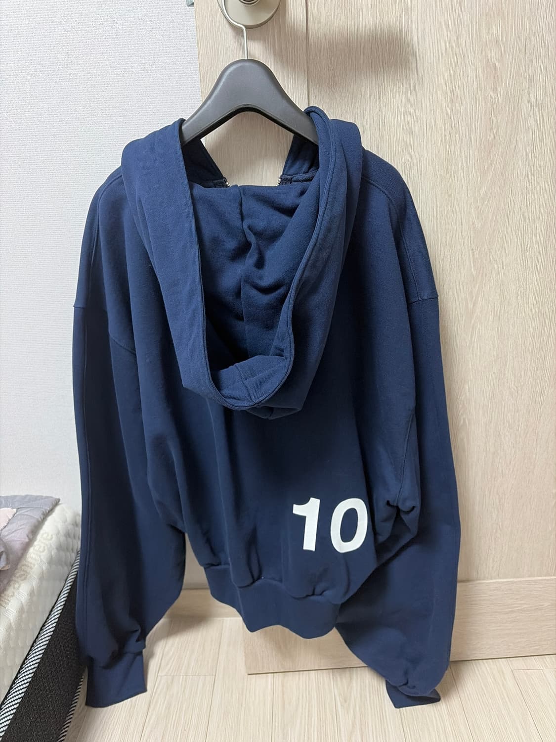 esc 스튜디오 후드집업 상품이미지5