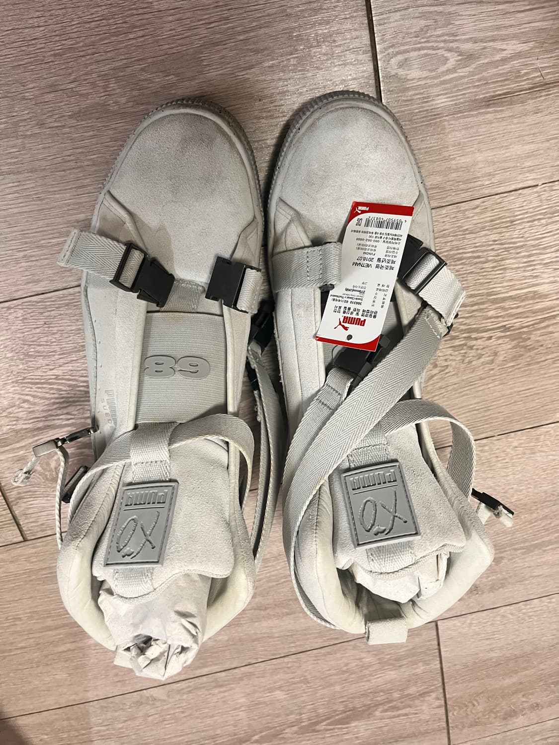 푸마 쉐에대 x The Weeknd 상품이미지2