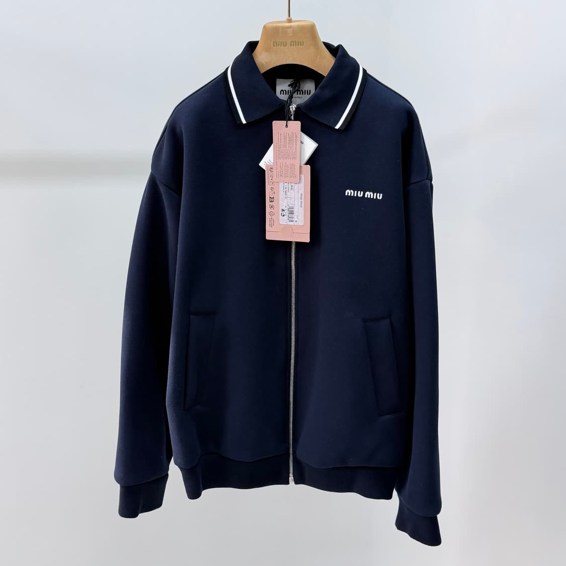 [S+급/38] 25SS 미우미우 본디드 피케 코튼 블루종 집업 자켓 상품이미지1