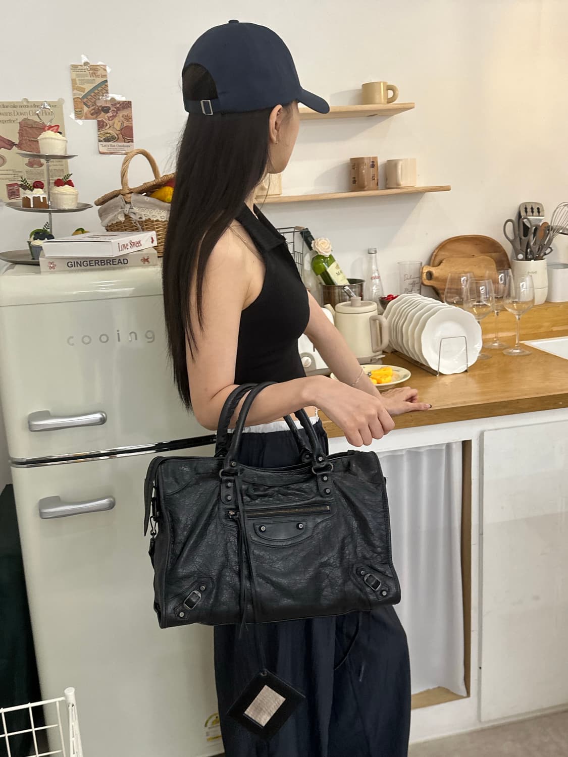 [A+ 정품] 발렌시아가 시티 모터백 미디움 블랙 상품이미지10