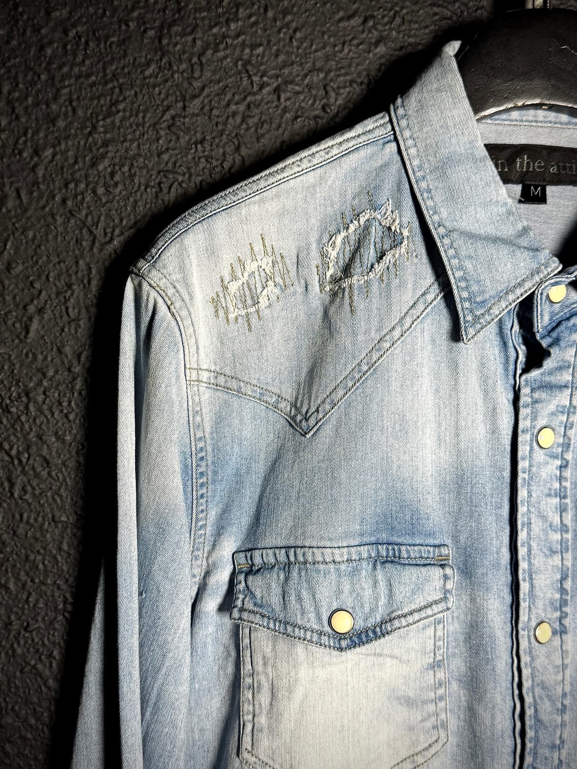 in the attic – Damaged Western Denim Shi 상품이미지3