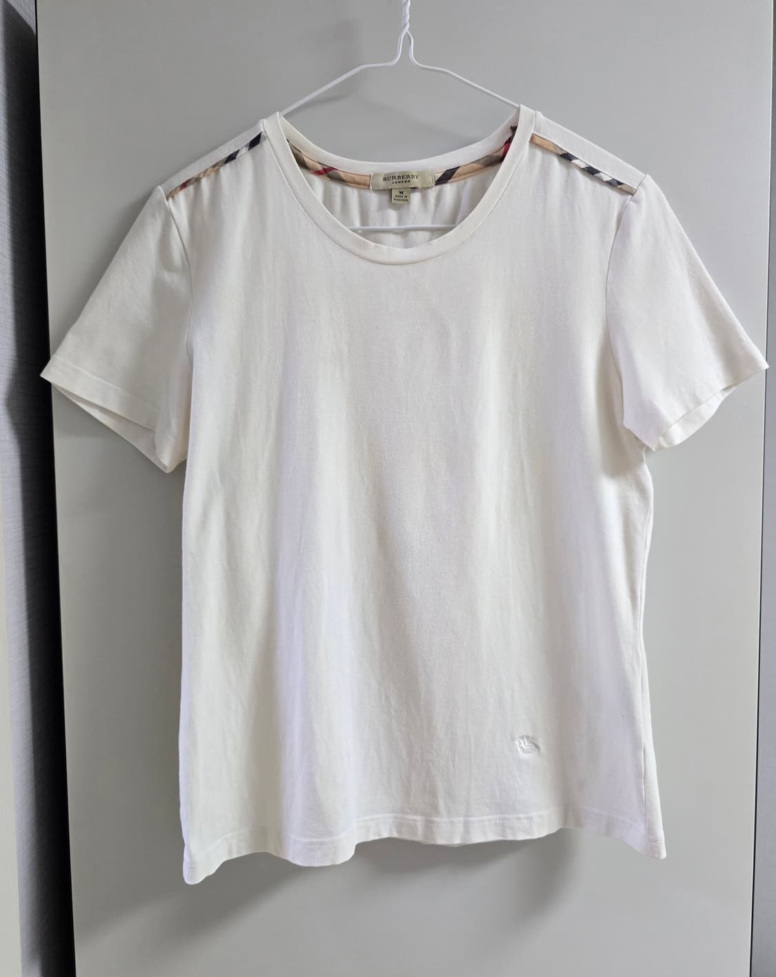 Burberry 버버리 화이트 반팔 티셔츠 M 상품이미지1