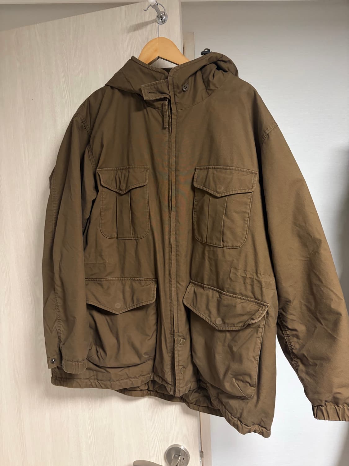 (마지막 가격) 유니클로 엔지니어드가먼츠 유틸리티 파카 브라운 XL 상품이미지1