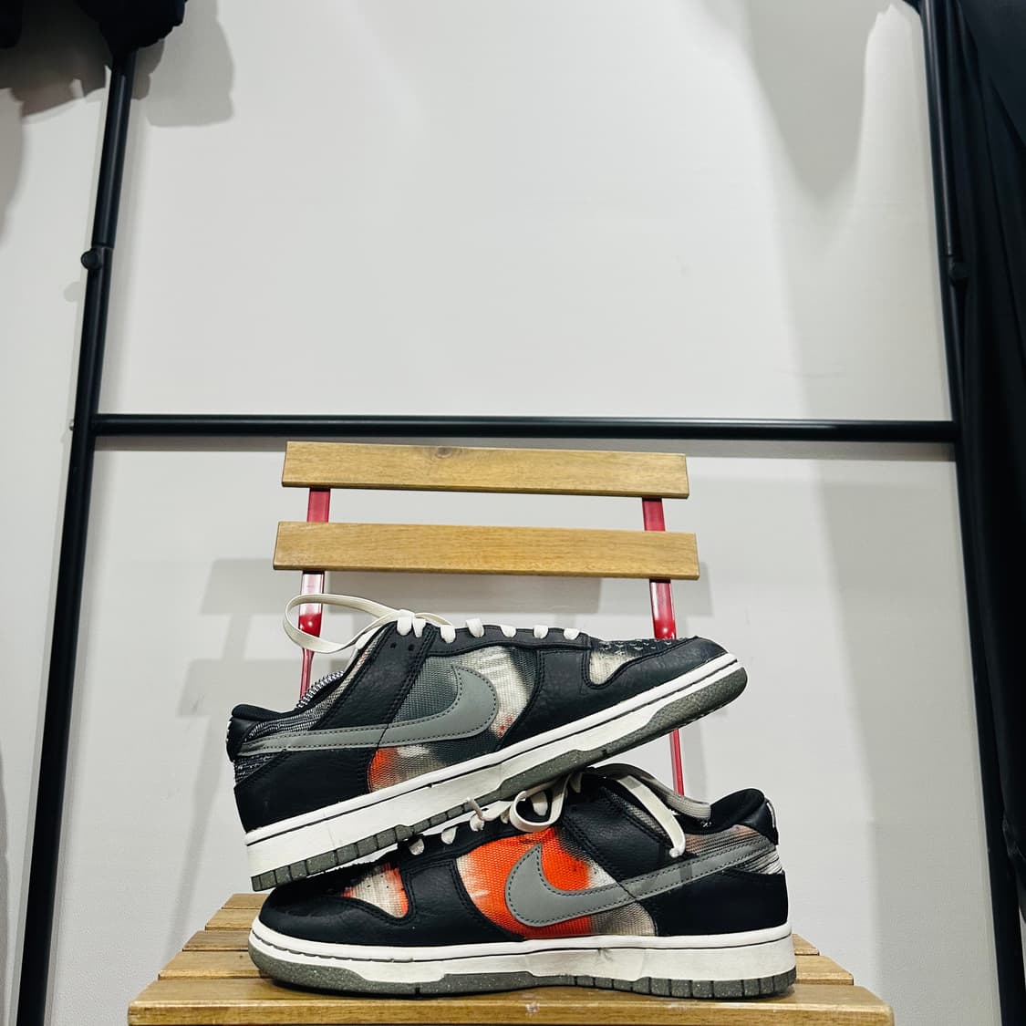 280) 나이키 운동화 남성 남즈 덩크 로우 블랙 앤 텀블드 그레이 상품이미지7