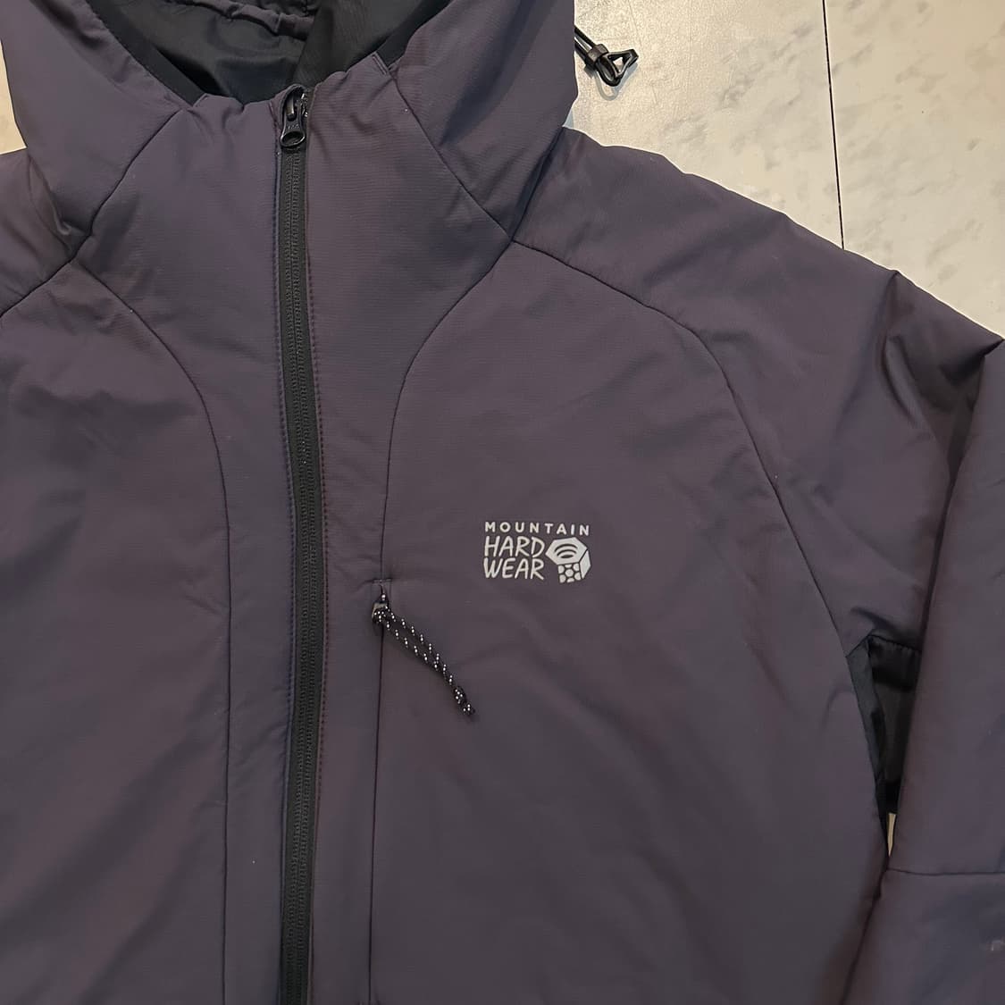 마운틴 하드웨어 퍼텍스 자켓 상품이미지2