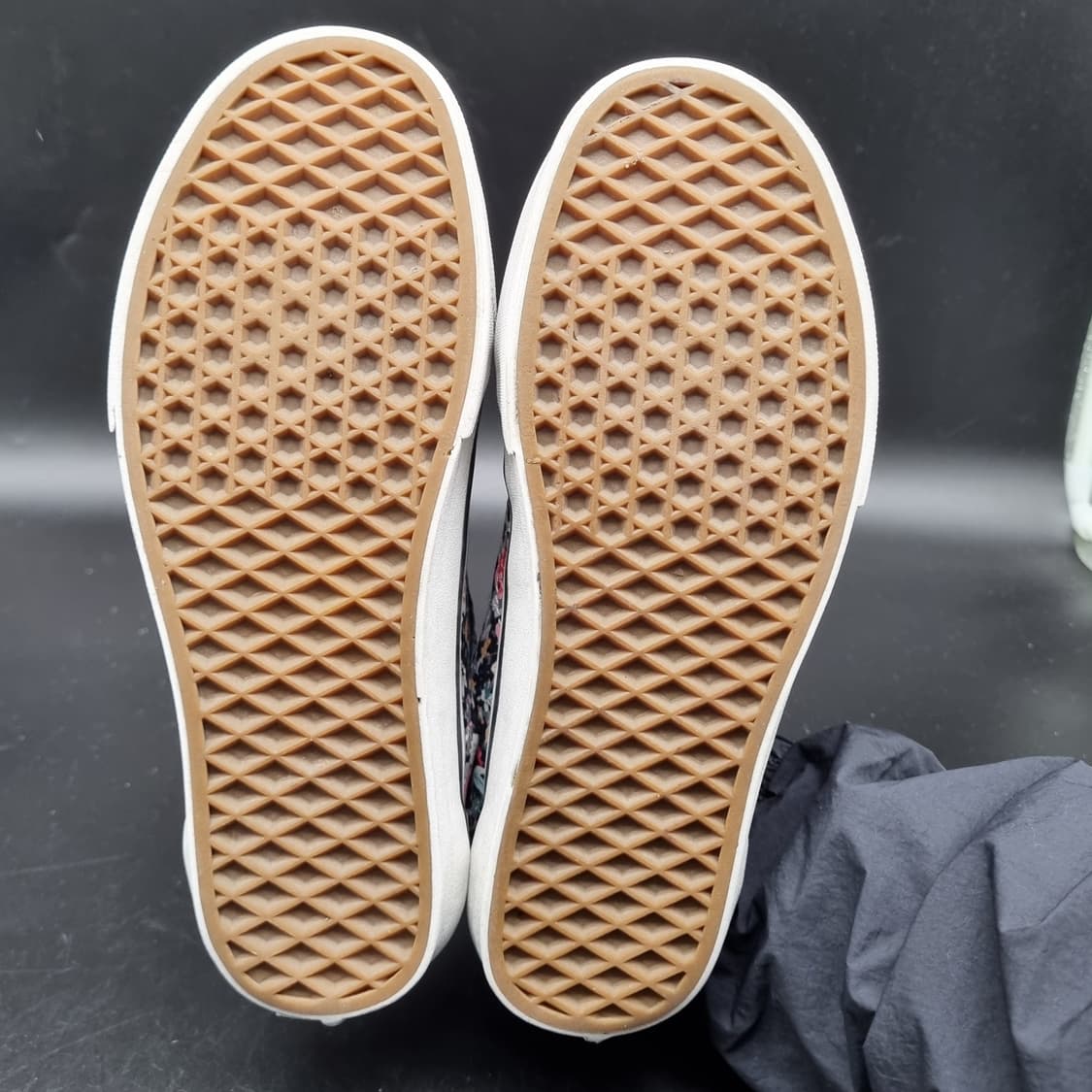 반스 올드스쿨 플라워 여성스니커즈240 상품이미지3