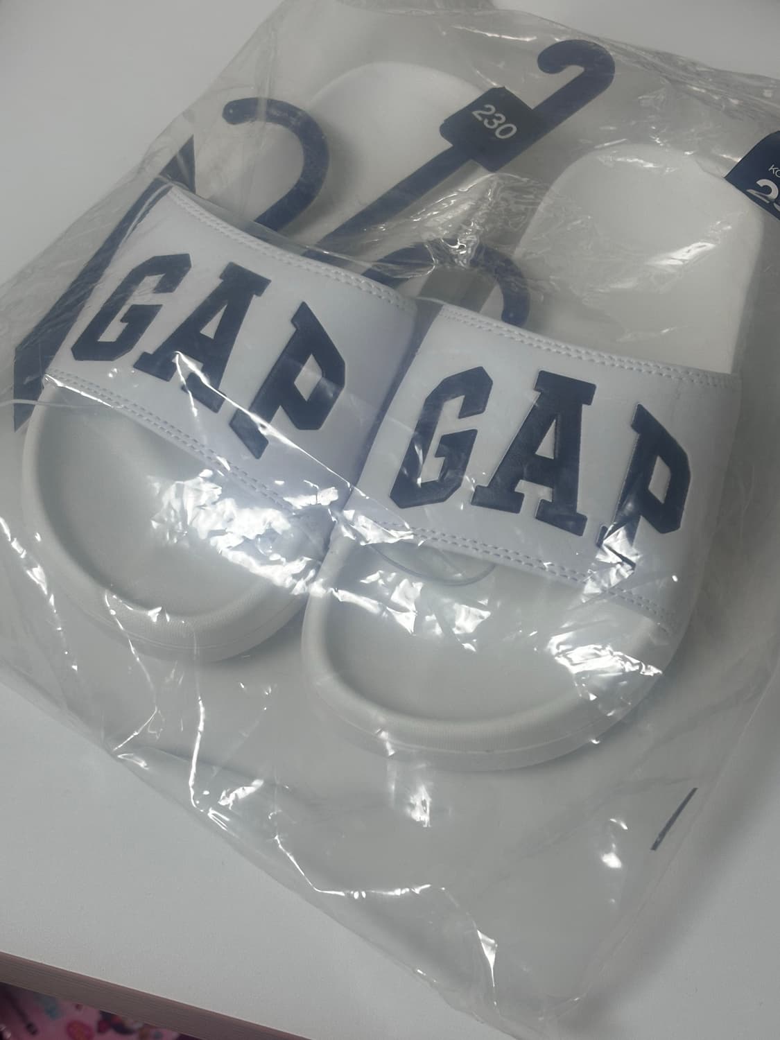 Gap 모노 슬리퍼 상품이미지1