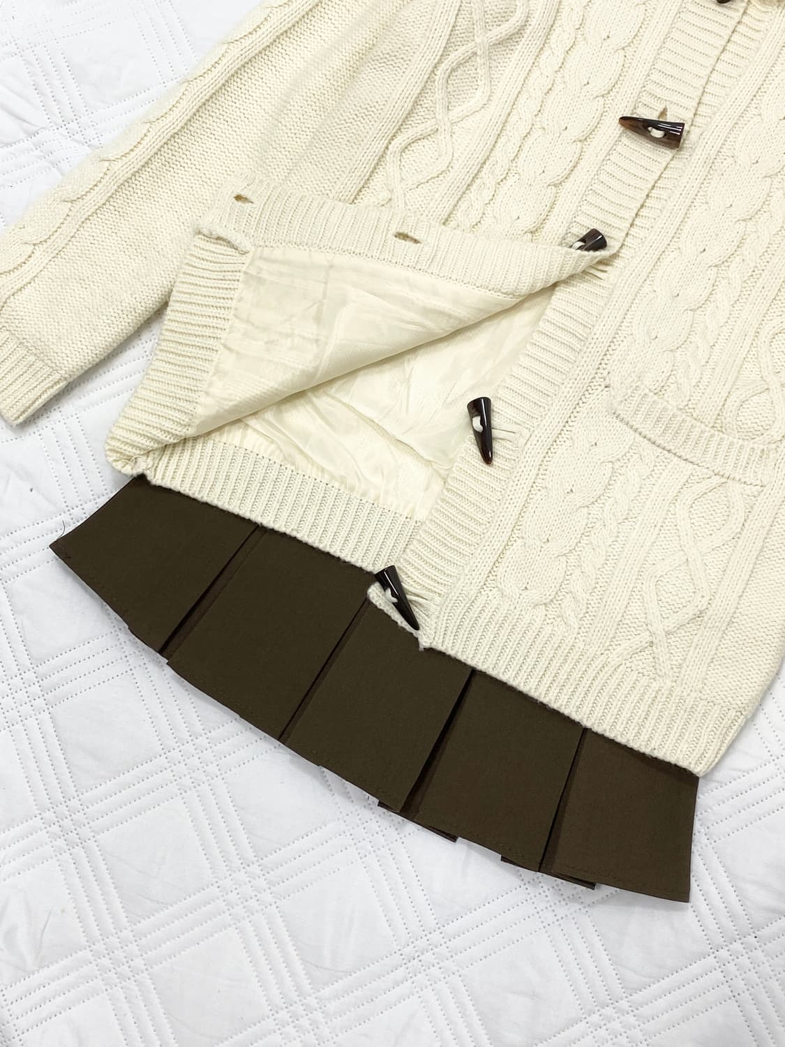 ꒰ঌ 코리락쿠마 떡볶이 후드 가디건 ໒꒱ 상품이미지3