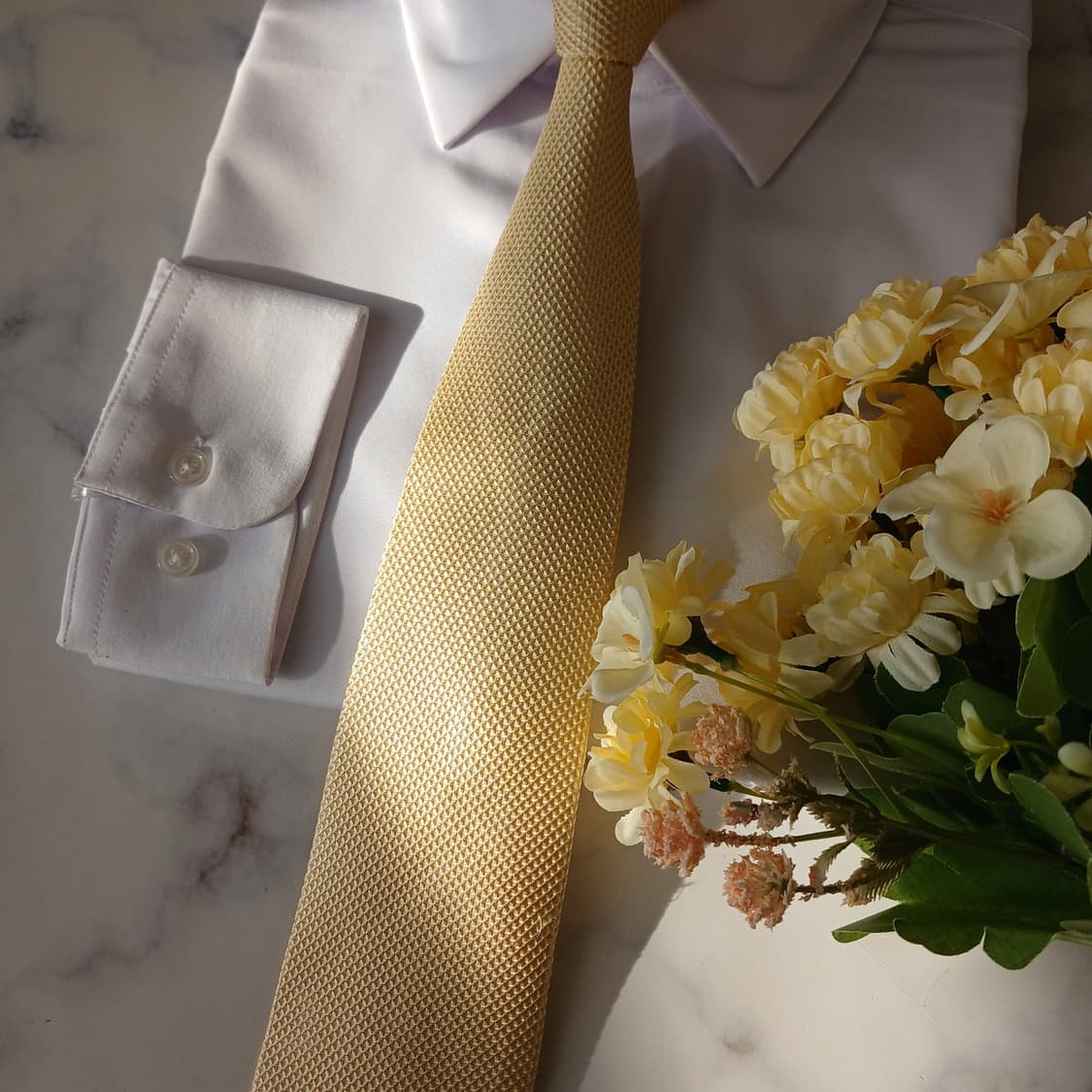 지안프랑코 페레 실크 아이보리 넥타이 8.7cm A+등급 A19486
 상품이미지7