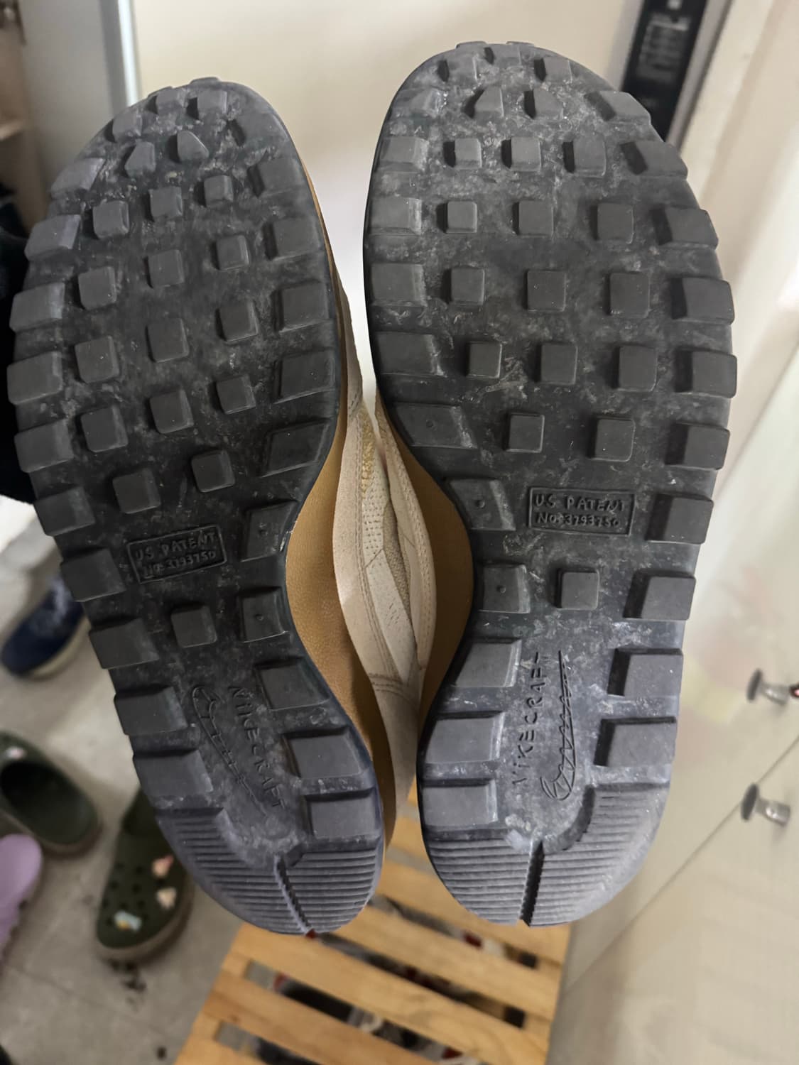 275 나이키 x 톰 삭스 제너럴 퍼포즈 슈 라이트 크림 상품이미지3