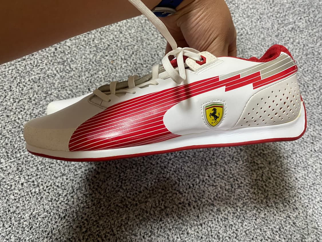 PUMA 푸마 x 페라리 에보스피드 F1 로우 스니커즈 250사이즈 상품이미지2