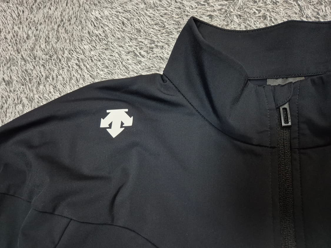 데상트 남성 냉감 기능성 트랙 자켓 95 상품이미지2