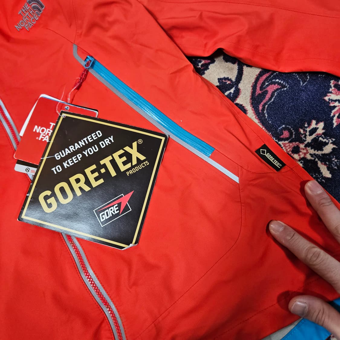 (새상품) 노스페이스 서밋시리즈 고어텍스 경량 바람막이 상품이미지4