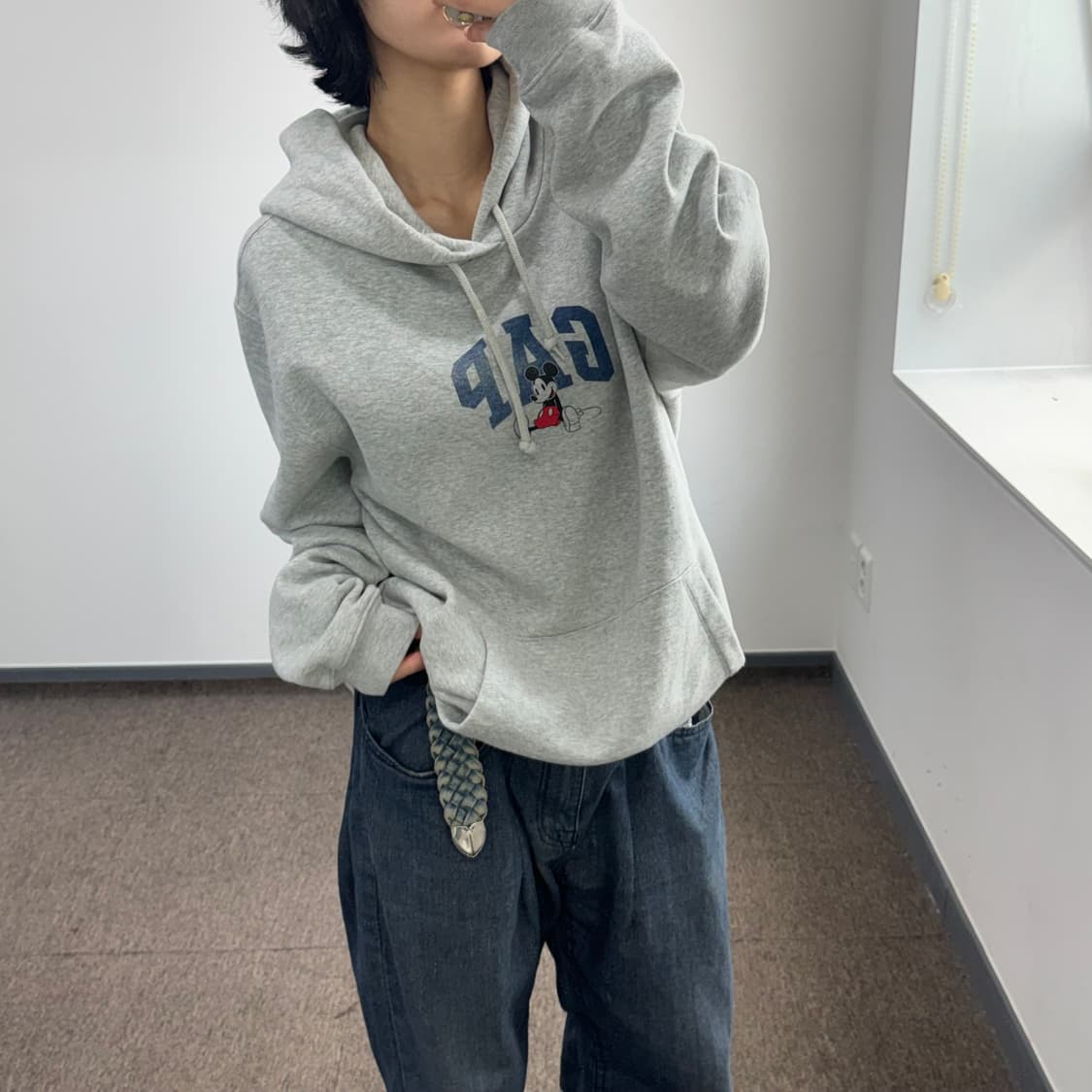 Gap 갭 디즈니 네이비 로고 그레이 후드티 상품이미지2